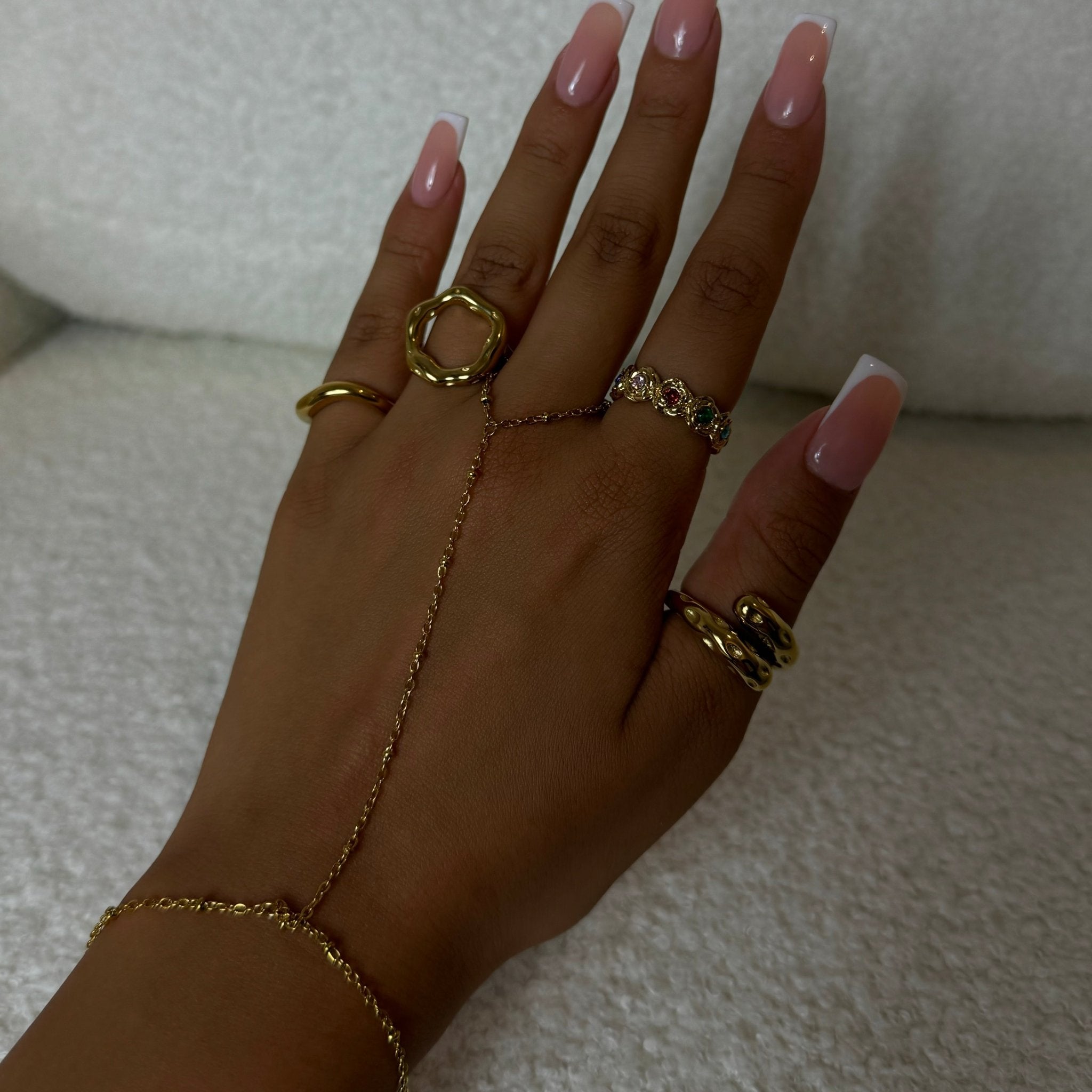 Essence Hand Chain - ILLUSIVE JEWELS USA