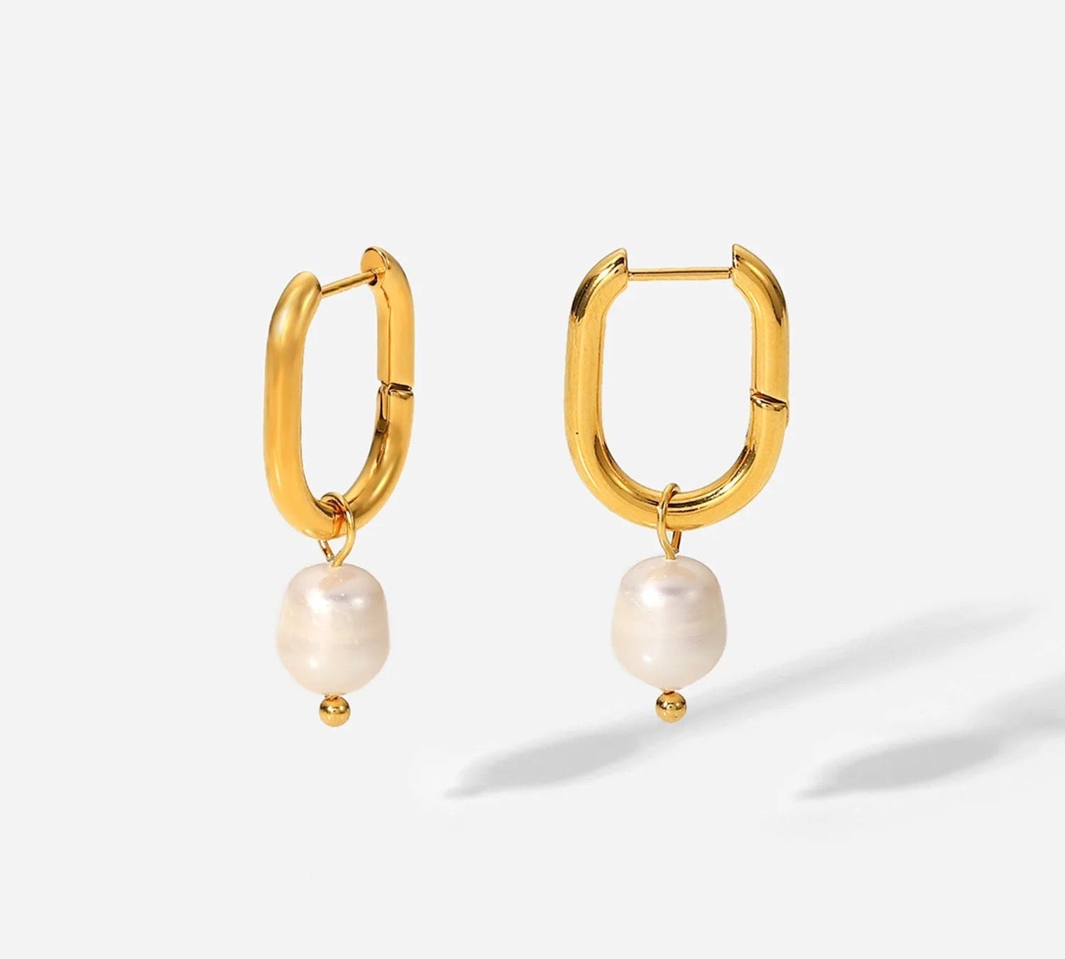 Lulu Pearl Earrings - ILLUSIVE JEWELS USA