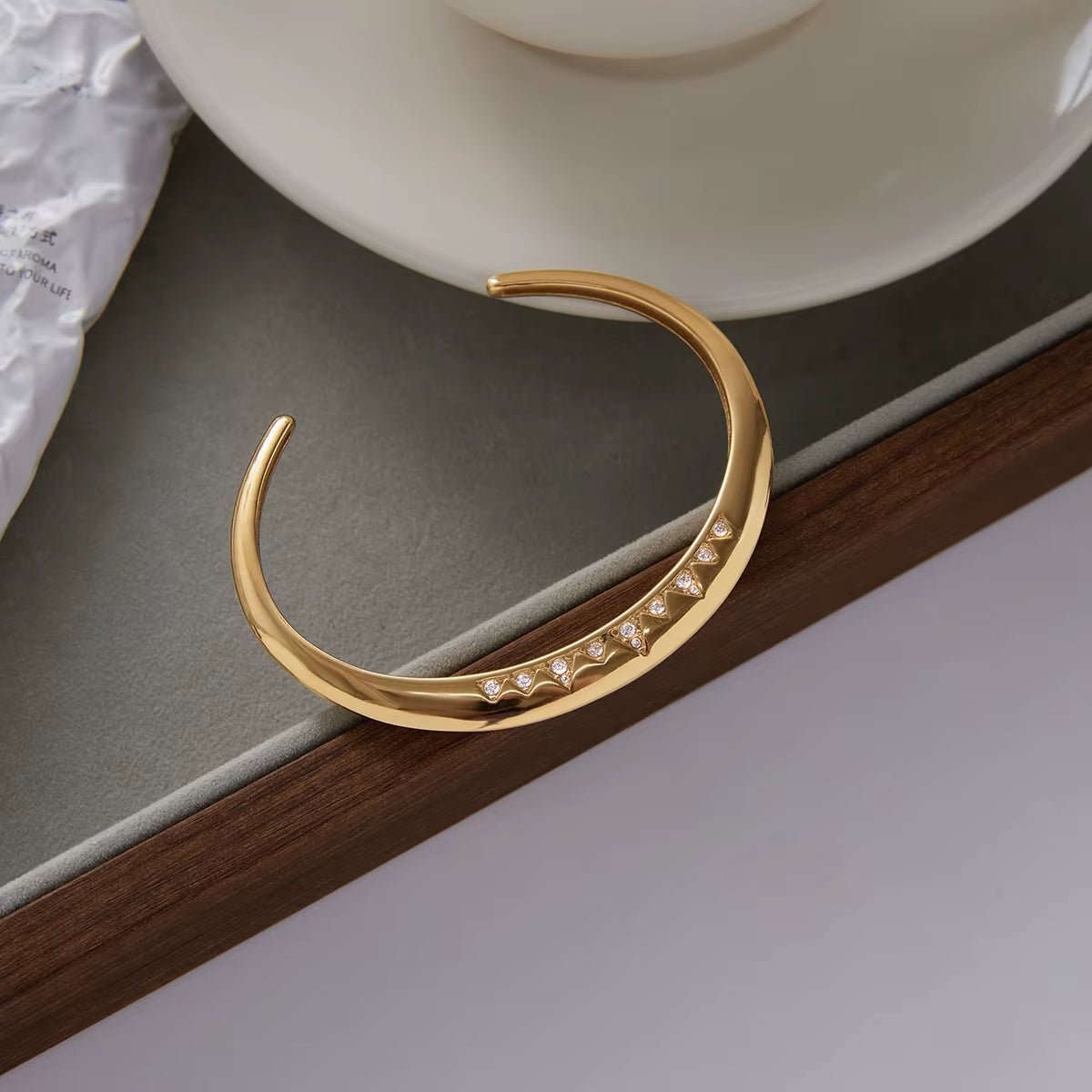 Lyra Gold Bangle - ILLUSIVE JEWELS USA