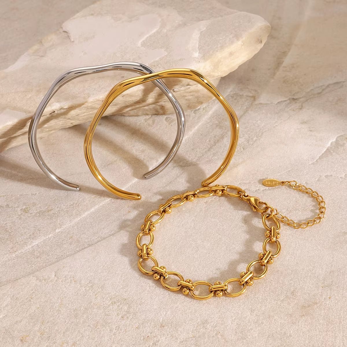 Minimalist Bangle - ILLUSIVE JEWELS USA