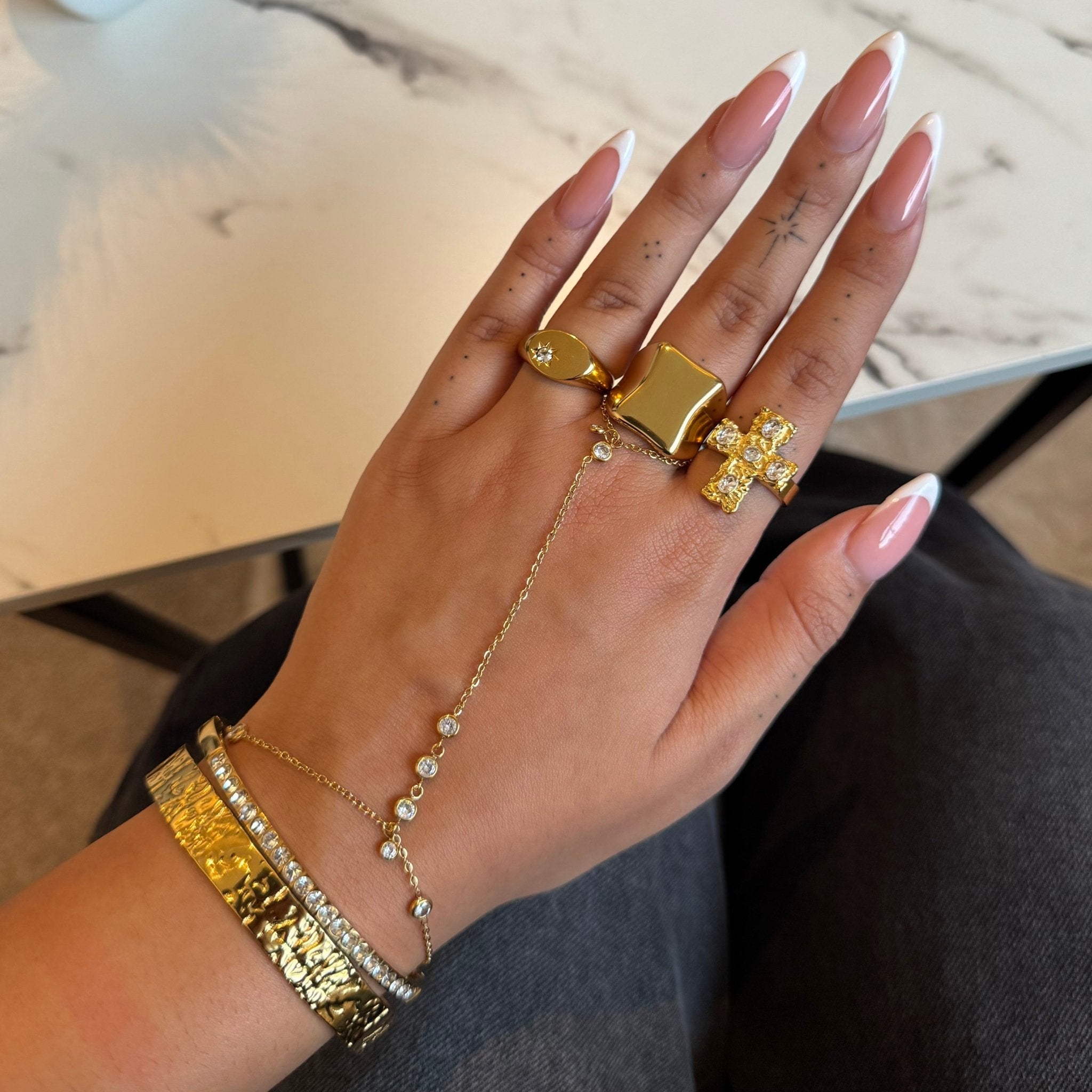 Nelly Gold Hand Chain - ILLUSIVE JEWELS USA