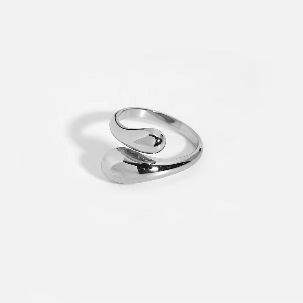 Silver Sofia Ring - ILLUSIVE JEWELS USA