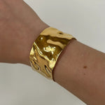 Sloane Gold Hammered Cuff Bangle - ILLUSIVE JEWELS USA