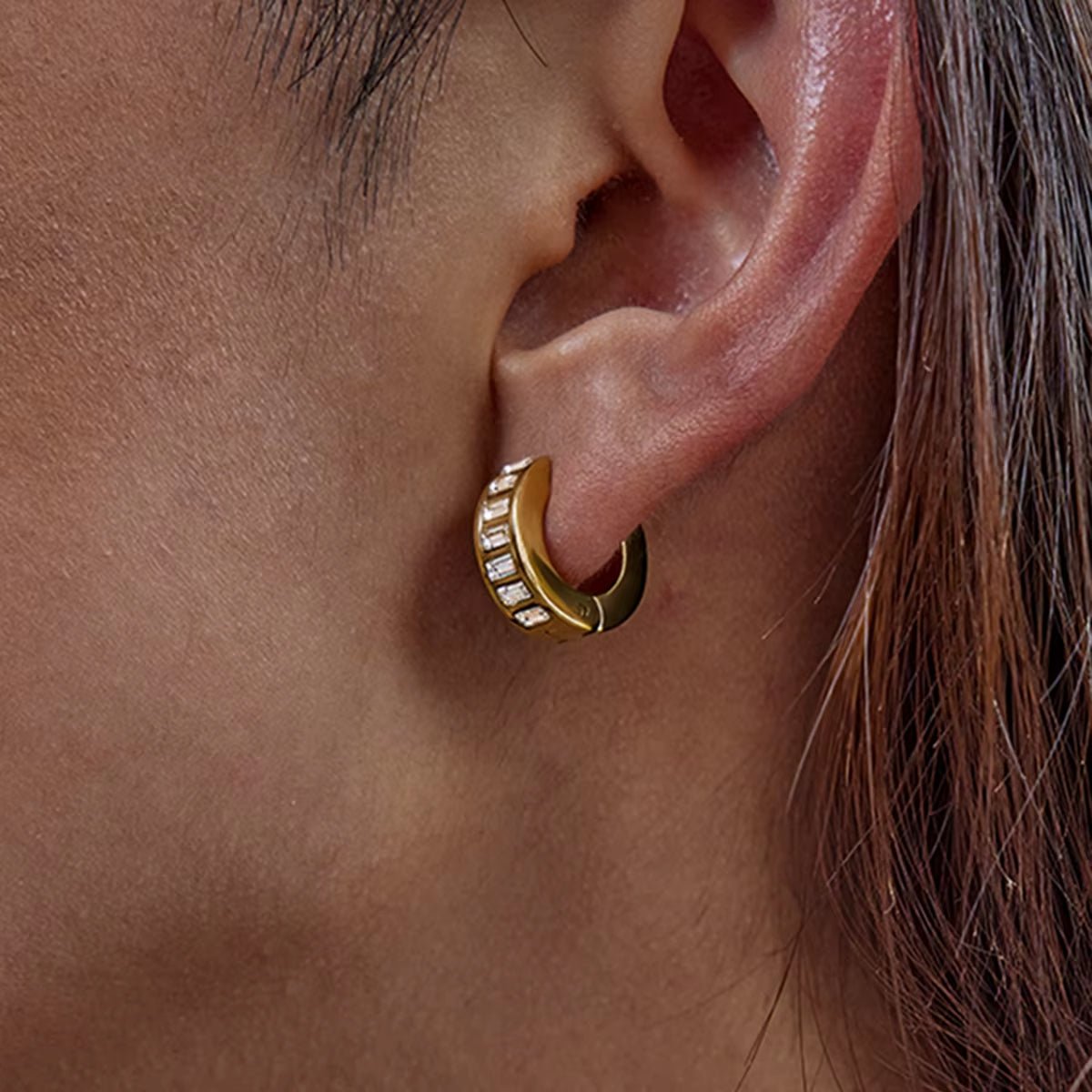 Sutton Baguette Hoops - ILLUSIVE JEWELS USA